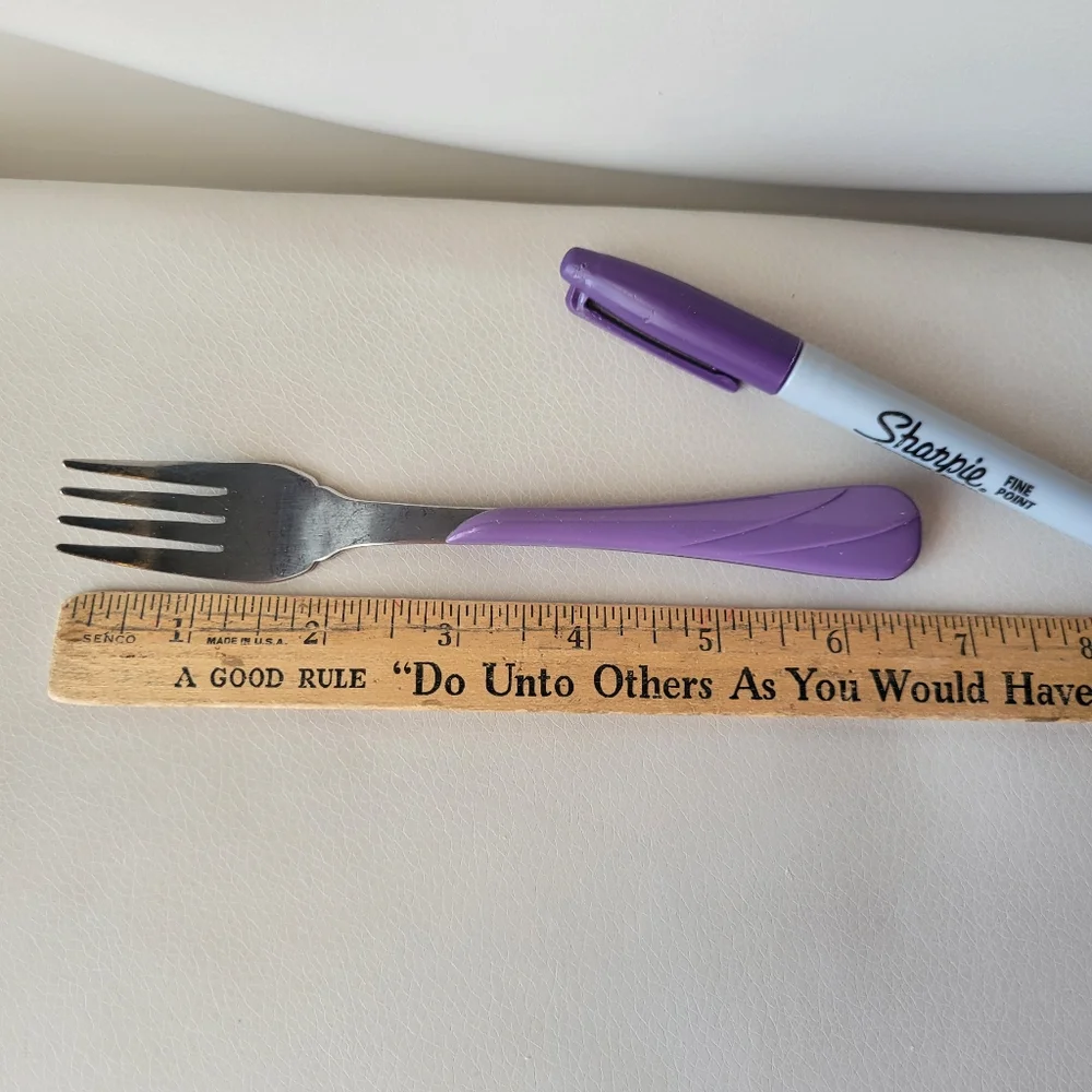 Fiesta Lilac Small Fork ~ Retired Color & Item ~ GUC ~ Fiestaware ~ Post-86